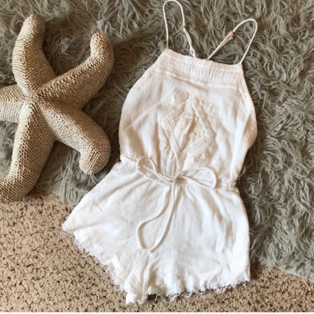 Brandy Melville Rhett romper EUC
